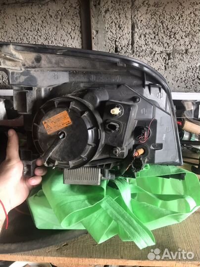 Фара на Nisan X-Trail Т30 2000-2007