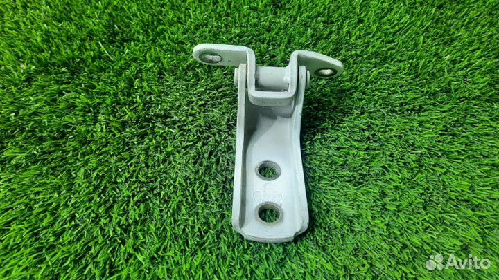 Петля двери верхняя передняя правая Brilliance V5