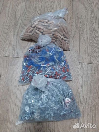 Шурупы, комферматы, эксцентрики