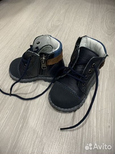 Ботинки демисезонные для мальчика 18