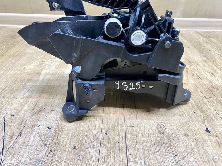 Рычаг МКПП Ford Focus 3 2011-2019г