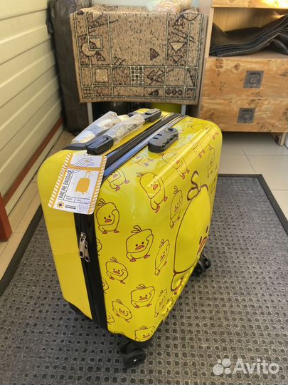 Детский чемодан