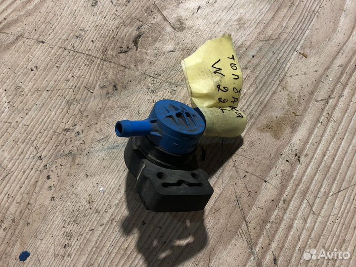 Клапан вентиляции топливного бака Mercedes 221