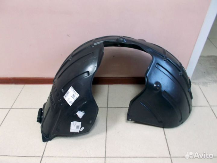Подкрылок передний левый Шкода Октавия А5 A5 5