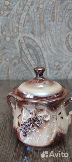 Чайник заварочный, сахарница, чашки