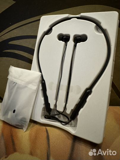 Беспроводные наушники
