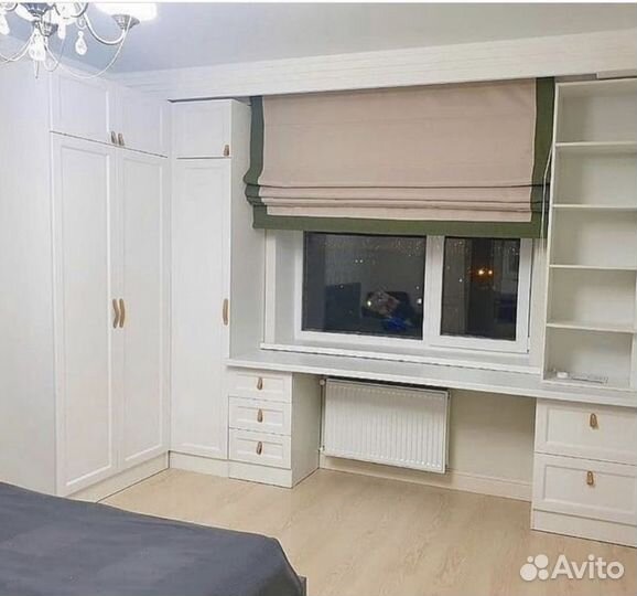 Рабочая зона со шкафом