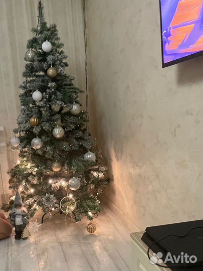 Елка искусственная