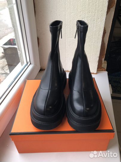 Женская обувь