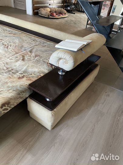 Перетяжка мягкой мебели