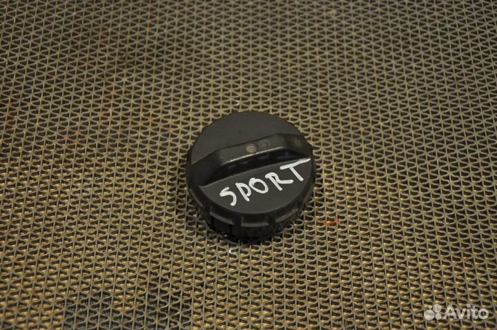 Крышка топливного бака mitsubishi pajero sport K