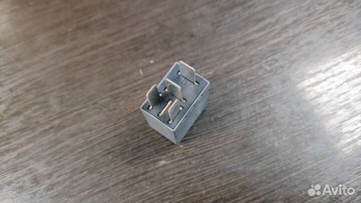 Реле Bmw 3-Series E90