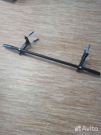 Турник настенный новый