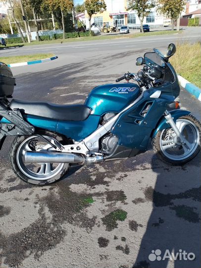Honda ntv-650