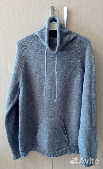 Свитер ручной работы