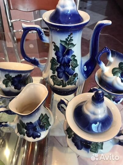 Фарфоровый сервиз