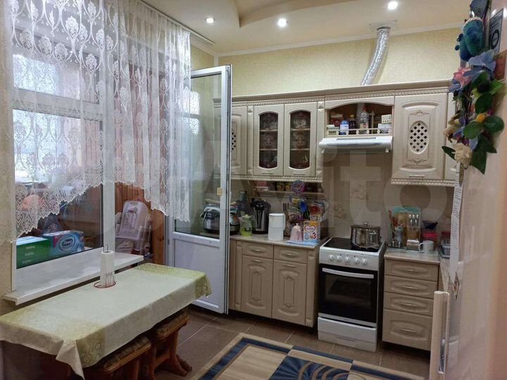 3-к. квартира, 88,4 м², 1/3 эт.