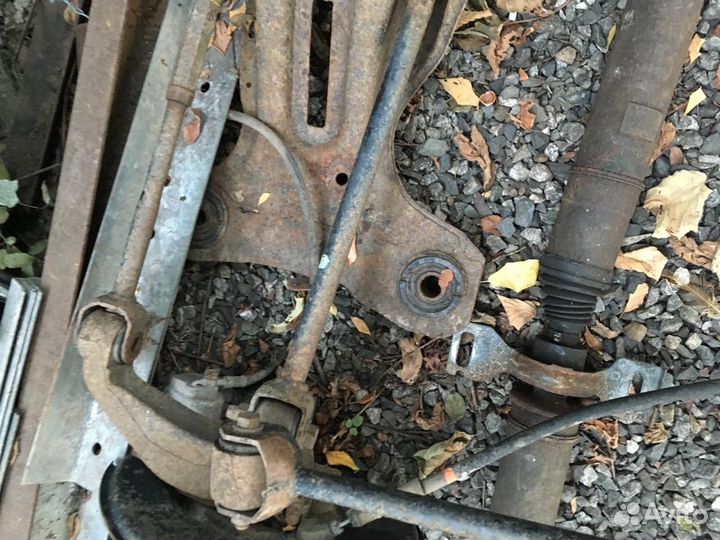 Балка на камри 40