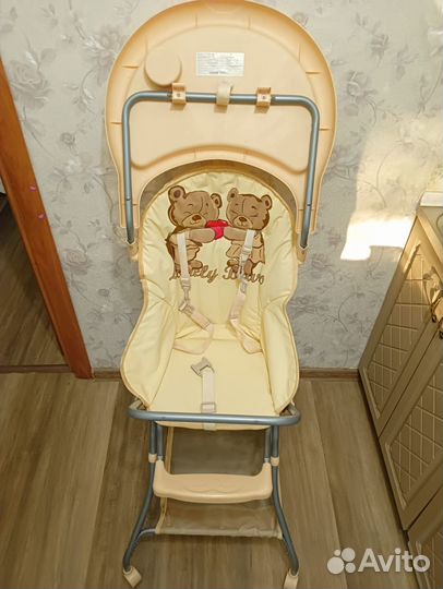 Детский стульчик для кормления
