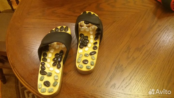 Массажные тапочки Gezatone с натуральными камнями