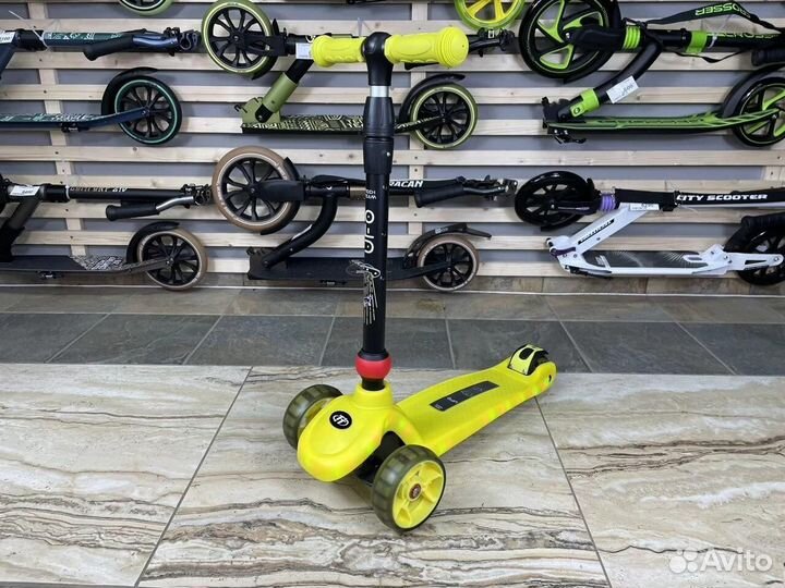 Самокат для детей - разного цвета