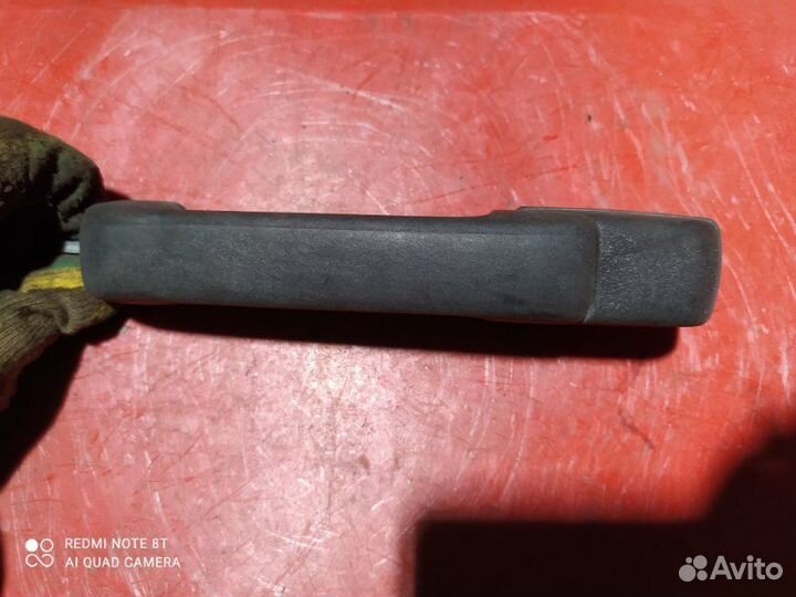 Ручка двери внешняя задняя левая Volkswagen Vento