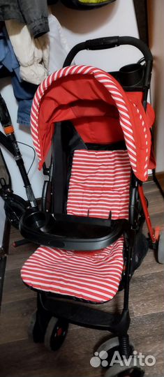 Прогулочная коляска