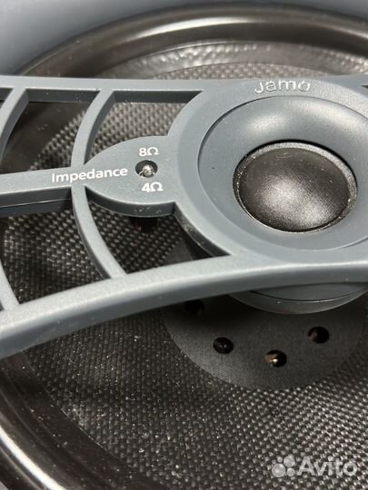 Jamo 8.5 K4, встраиваемая акустическая система