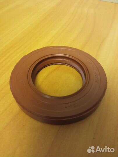 Сальник заднего моста на Волга,Газель 42х75х10,VPT
