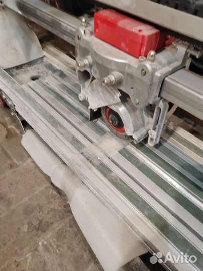 Плиткорез водяной DLT OptiTronic Auto 1800мм