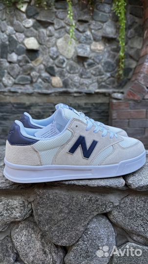 Кроссовки new balance 303 бежевые
