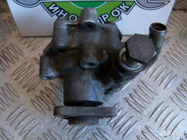 Насос гур Volkswagen Passat B4 1.6 AFT 1996г