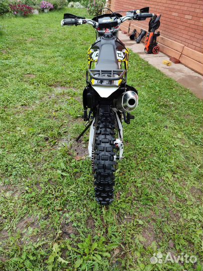 Мотоцикл JHL MX300 Pro