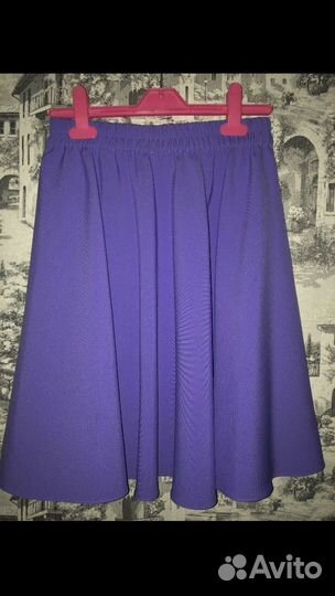 Костюм(юбка+блузка)