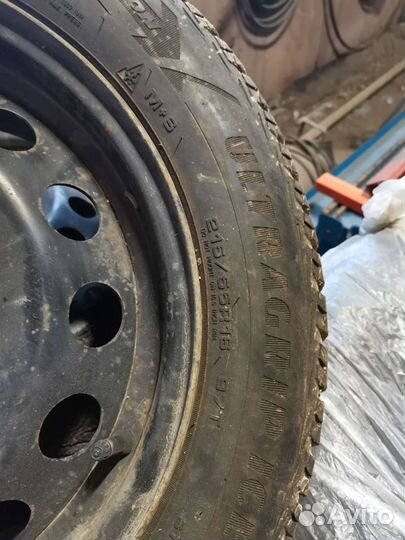 Goodyear Altimax Nordic 215/55 R16 97T