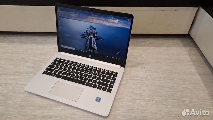 Ноутбук HP 14s 4х ядерный IPS