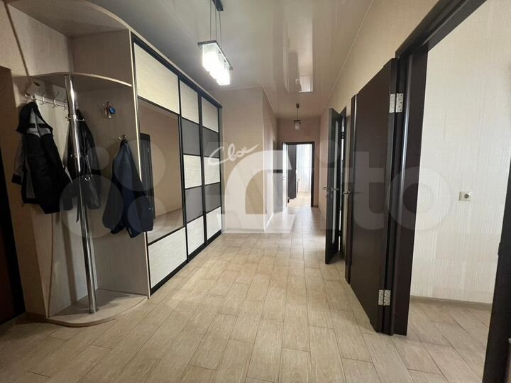 2-к. квартира, 77 м², 14/16 эт.