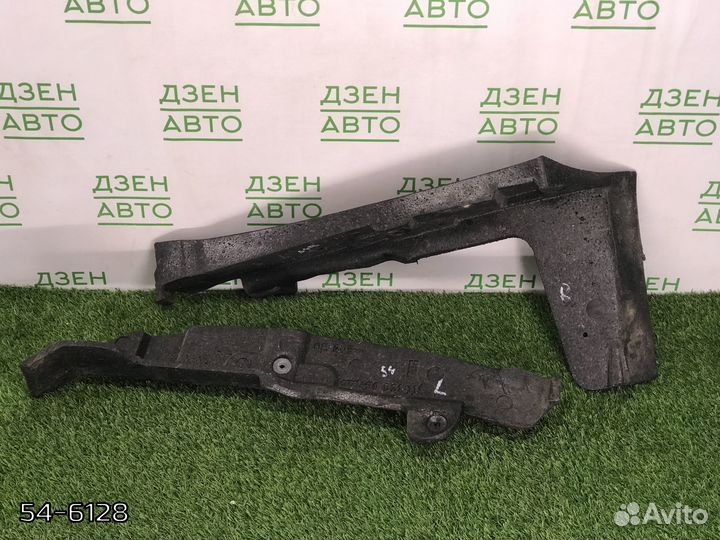 Уплотнитель подкрылка левый Audi A6 C6