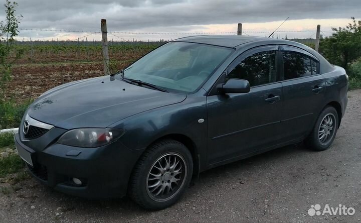 Mazda 3 1.6 МТ, 2008, 246 000 км