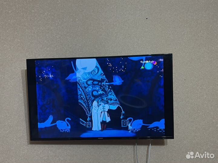 Телевизор SMART tv 43 дюйма (108 см), wi-fi