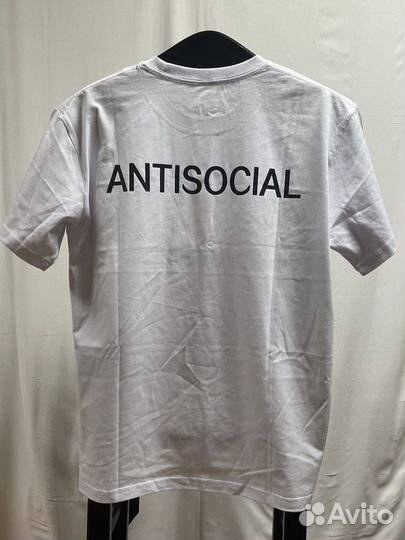 Футболка vetements antisocial