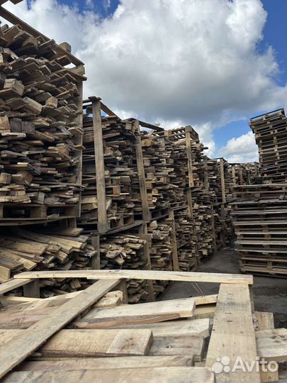Отдам лом поддонов