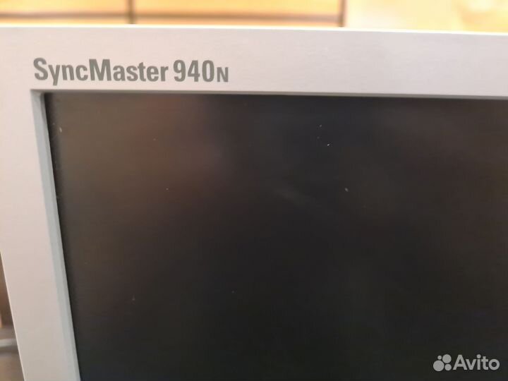 Монитор Samsung syncmaster 940n