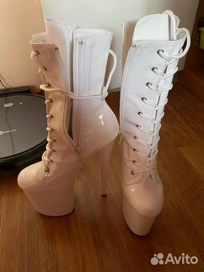 Стрипы тройки ботильоны новые