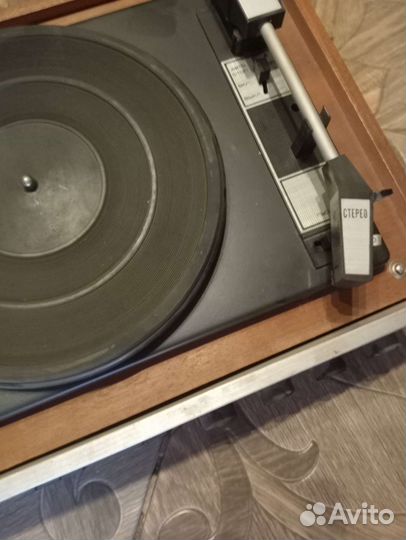 Электропроигрыватель аккорд 201