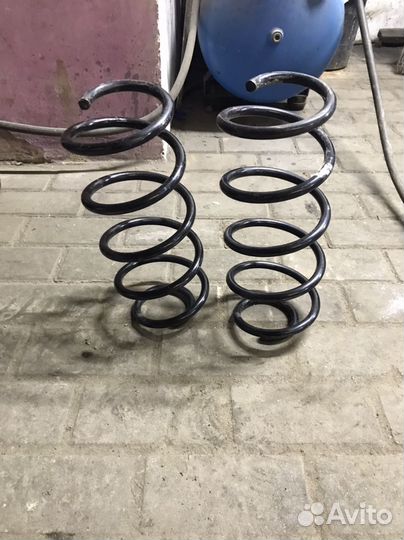 Пружины передние