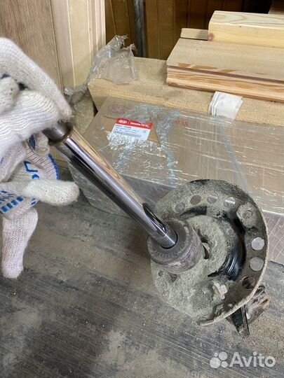 Стойка амортизационная передняя правая Kia CeeD