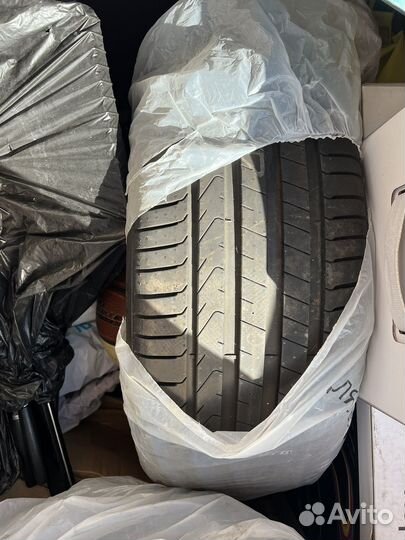 Pirelli Scorpion 255/45 R19 100V