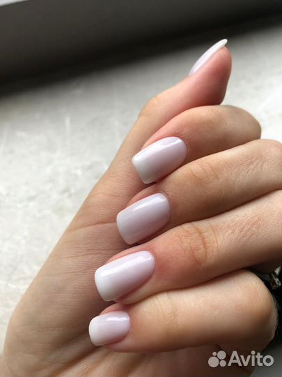 Нужна модель на маникюр
