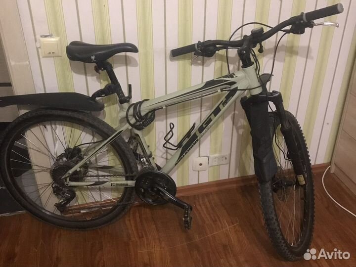 Велосипед GT avalanche 2.0